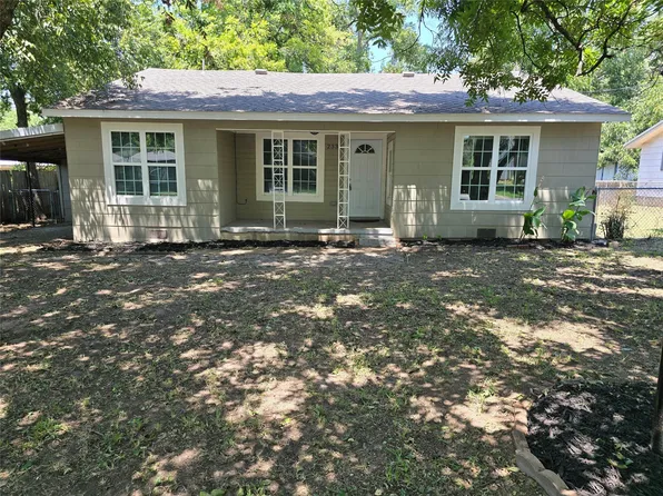 2334 W Denman St, Stephenville, TX 76401