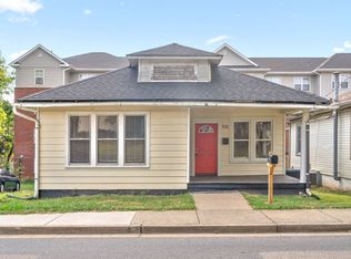 108 S 7th St, Clarksville, TN 37040