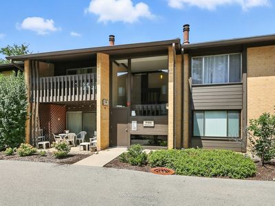 6186 Pinewood Ct APT 102, Willowbrook, IL, 60527