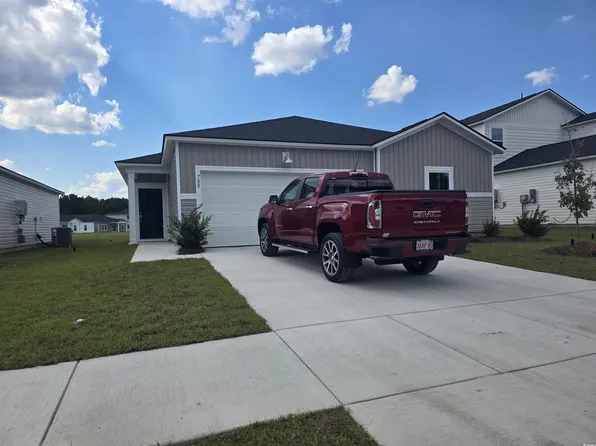 788 Wapama St., Little River, SC 29566