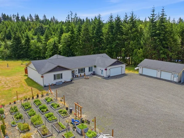 300 E McLane Cove Drive, Grapeview, WA 98546