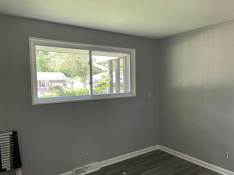 1st image of 2209 Collett Dr