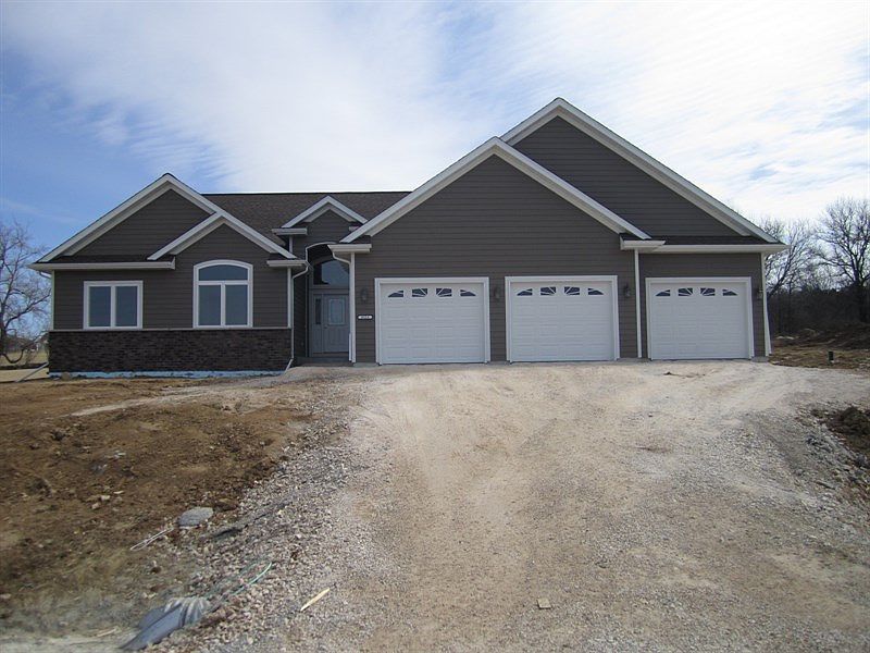 1st image of N8355 Beachview Dr