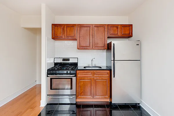 Rented by Nest Seekers International | media 7