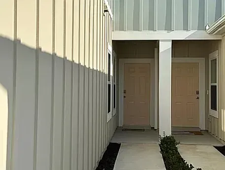 3 bed, 2.5 bath, 1510 sqft, $1,999 — Photo 3