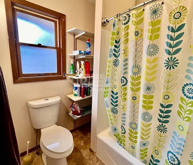 826 Pebblewood Dr — Photo 10