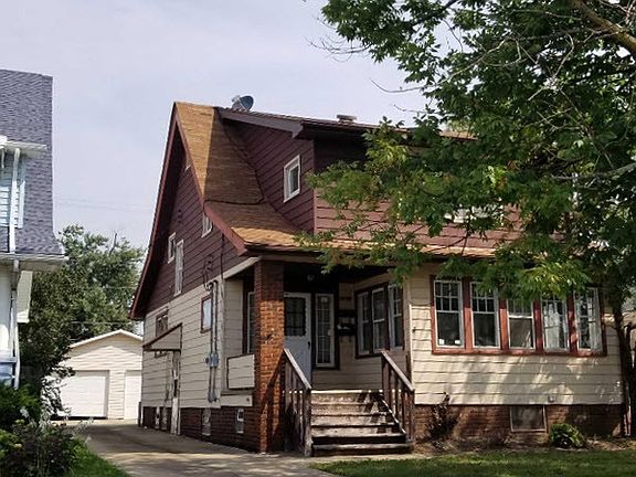 2nd image of 3016 Tuxedo Ave