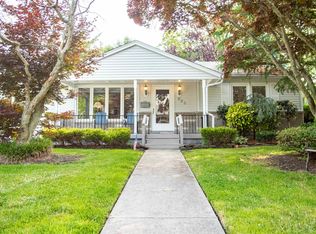 223 W Glencove Ave, Northfield, NJ 08225