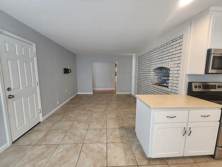 1346 Roselli Dr — Photo 5