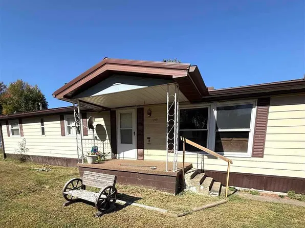 509 N Davis St, Carlisle, IN 47838