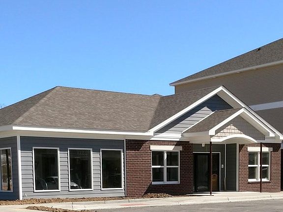 3rd image of 11304 Breeze Cir Unit 202