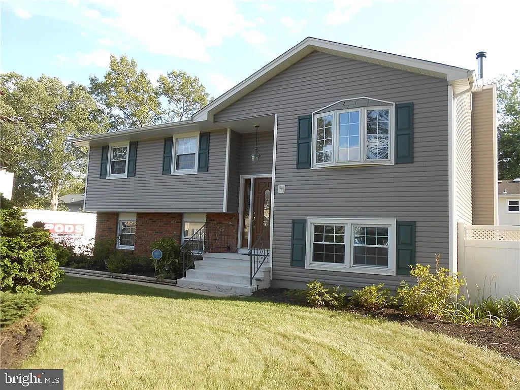 31 Oak Leaf Ln photo 1