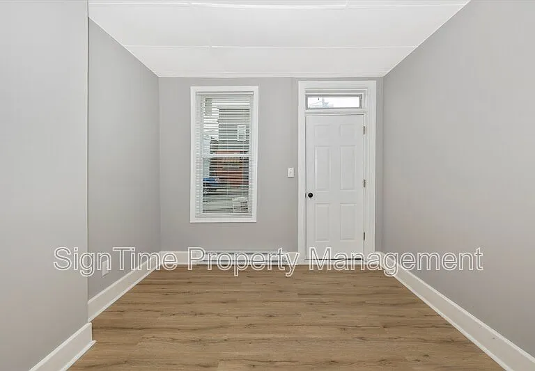114 N Conococheague St — Photo 5