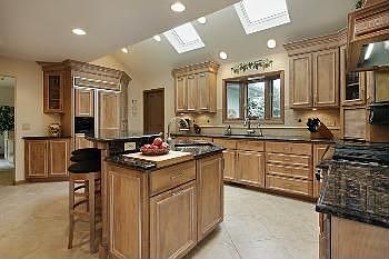 4th image of 3638 Heritage Dr
