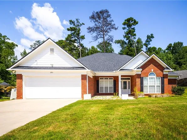 2915 Creekstone Ln, Phenix City, AL 36867