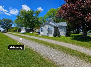 615 S Cherry St, Clearmont, MO 64431