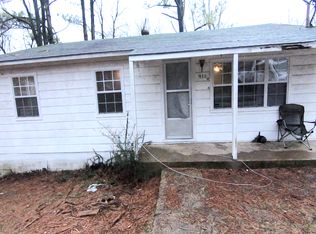 370 N 4th St, Mammoth Spring, AR 72554