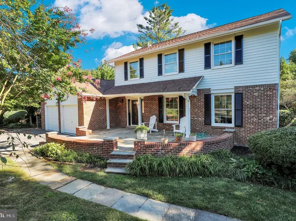 1 Sunnymeade Ct, Rockville, MD 20854