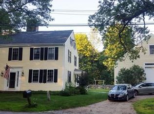 4 Whitehall Rd, Amesbury, MA 01913