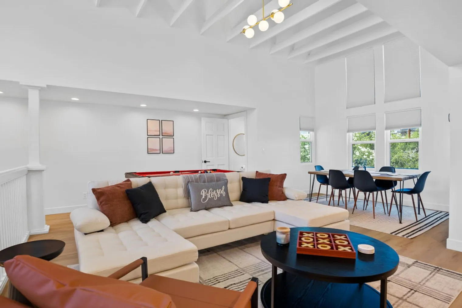 2 bed, 1.0 bath, $2,702 — Photo 2