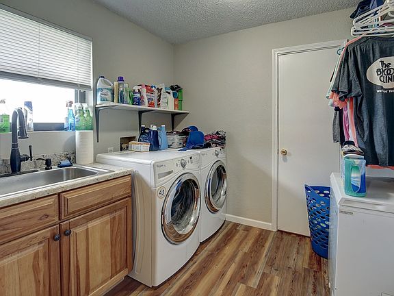 4th image of 19552 S 337th Ave W