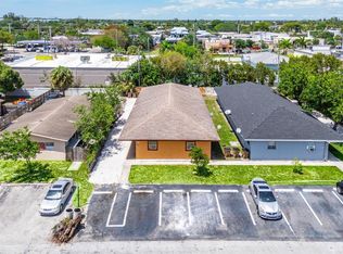 279 SW 1st St #3, Deerfield Beach, FL 33441