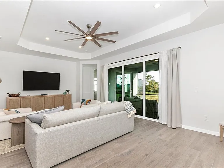 17672 Santorini Ct — Photo 22
