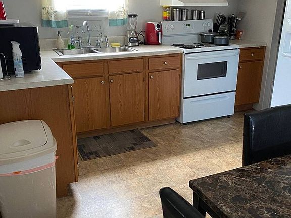 3rd image of 13749 Wesleyan Blvd