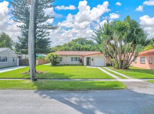 1520 NE 108th St, Miami, FL 33161