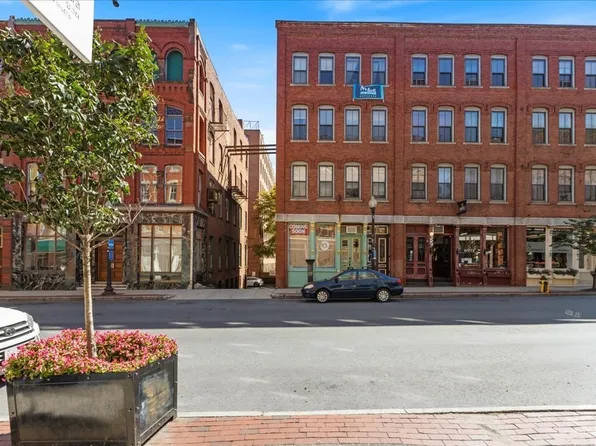 24 Washington St Unit 301, Haverhill, MA 01832