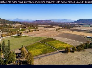 9200 Ramsey Rd, Gold Hill, OR 97525