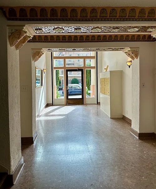 1808 Pacific AVE — Photo 3