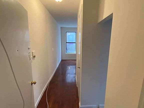 4th image of 107 Thompson St APT 2