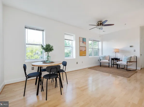 330 Rhode Island Ave NE APT 300, Washington, DC 20002