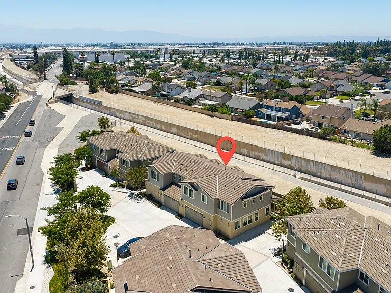 9326 Hellman Ave — Photo 27