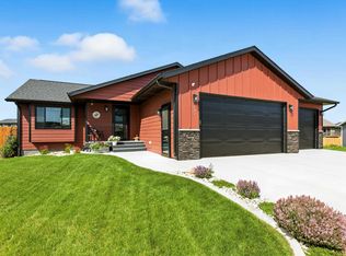 643 Valor Ct, Box Elder, SD 57719