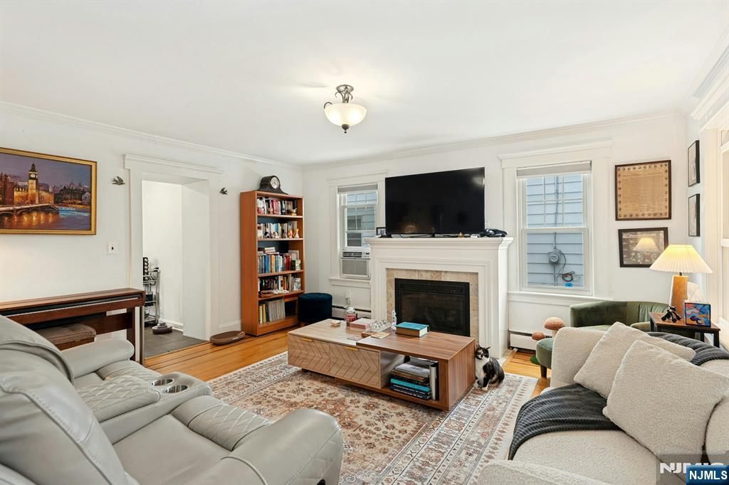 76 Prospect St, Midland Park, NJ - More