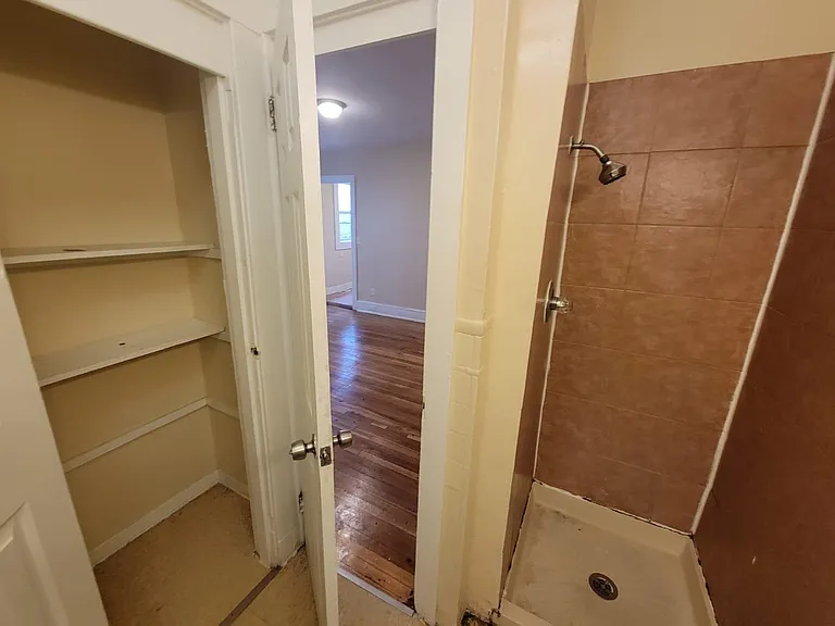 324 Goffe St #1 — Photo 12