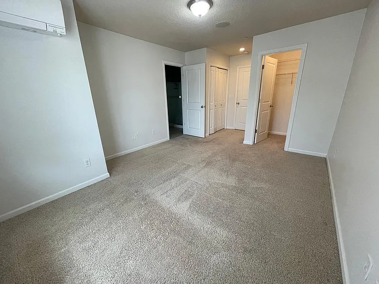 12822 SE 155th Ave — Photo 36