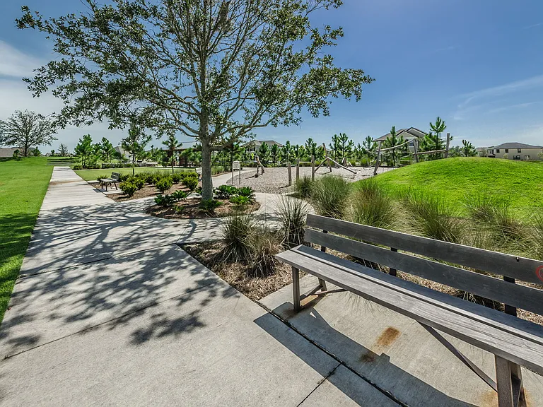73-web-or-mls-24-Whitfield Park_06112026