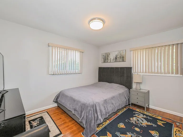 41 Eaton Rd — Photo 16