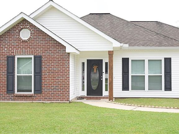 4th image of 140 Lesley Ln