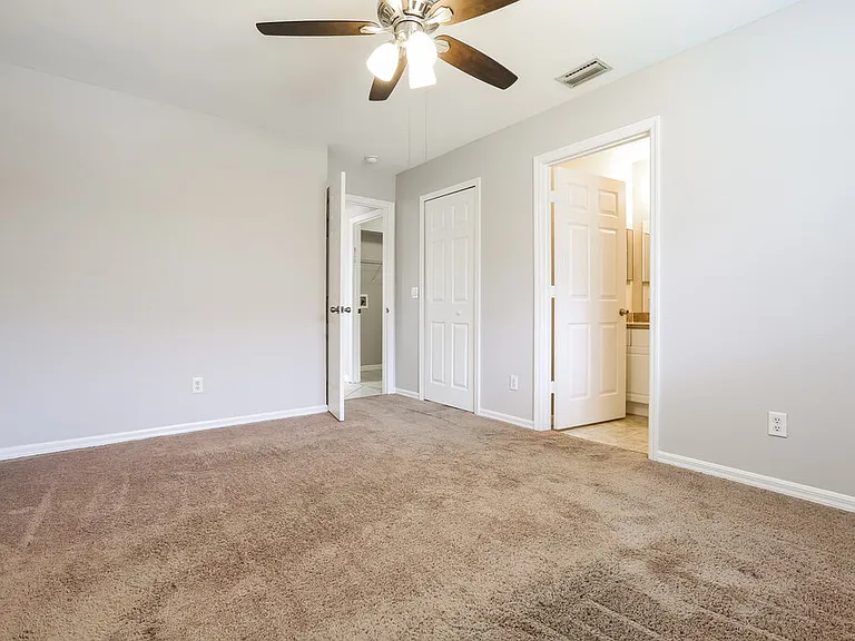 2525 Mather Ln — Photo 14