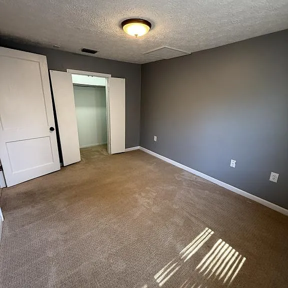 335 Massalina Dr — Photo 12