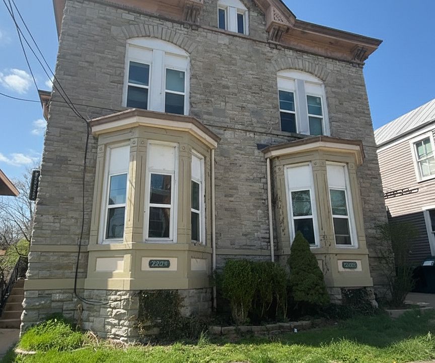 1st image of 2227 Kenton St APT 4