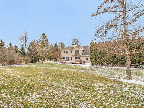 3rd image of 13102 Essex Ct