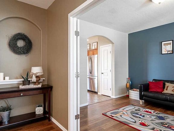 5th image of 5704 Maryhill Ln