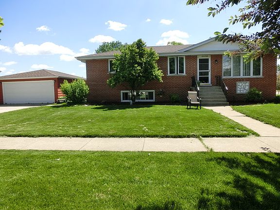 2nd image of 16449 Horseshoe Dr