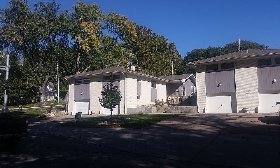 1st image of 301 S 50th St APT A