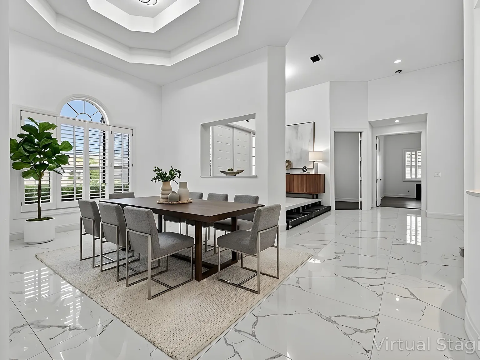 5 bed, 4.0 bath, 3333 sqft, $14,750 — Photo 2